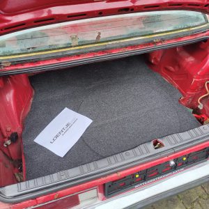 Mat voor in de kofferruimte BMW e30 twee en vier deurs