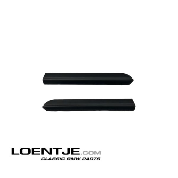 Stootlijsten set BMW e30 4 deurs of touring shadowline - Afbeelding 4